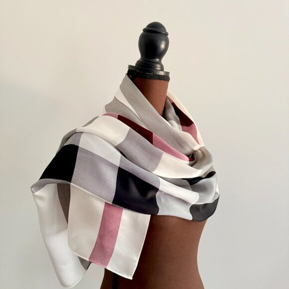 New Burberry Check Print Ivory Silk Satin Scarf - Picture 11 of 15